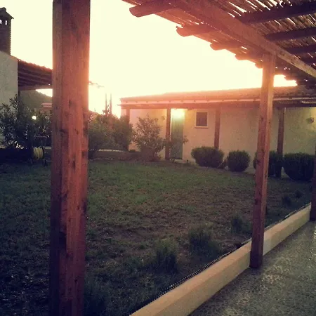 Sa Corti De Sa Perda Pensión Piscinas